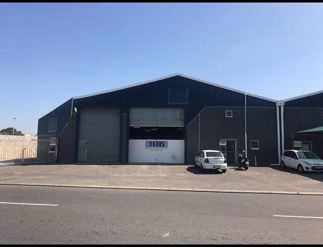 1,465M² WAREHOUSE RENTED IN OKAVANGO PARK